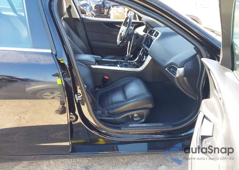 2020 Jaguar Xe S Rwd Automatic from USA, damaged, VIN SAJAE4FX5LCP58552